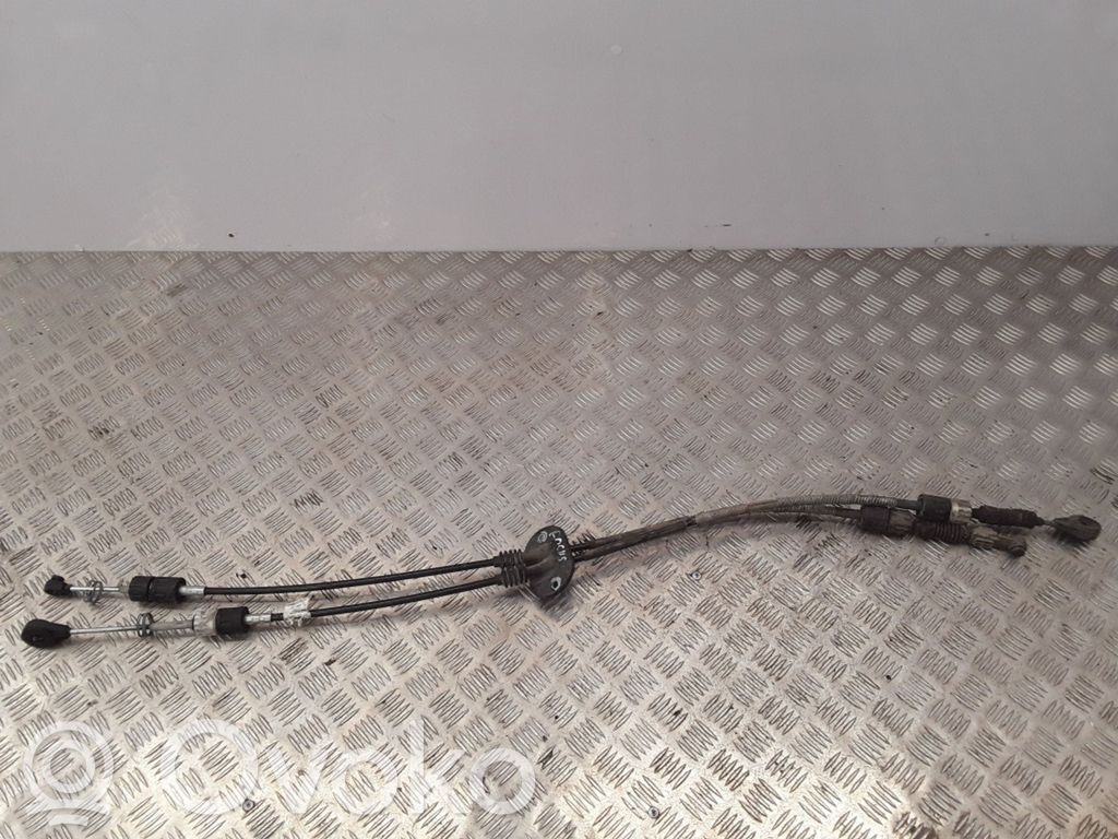Ford Focus Gear shift cable linkage 