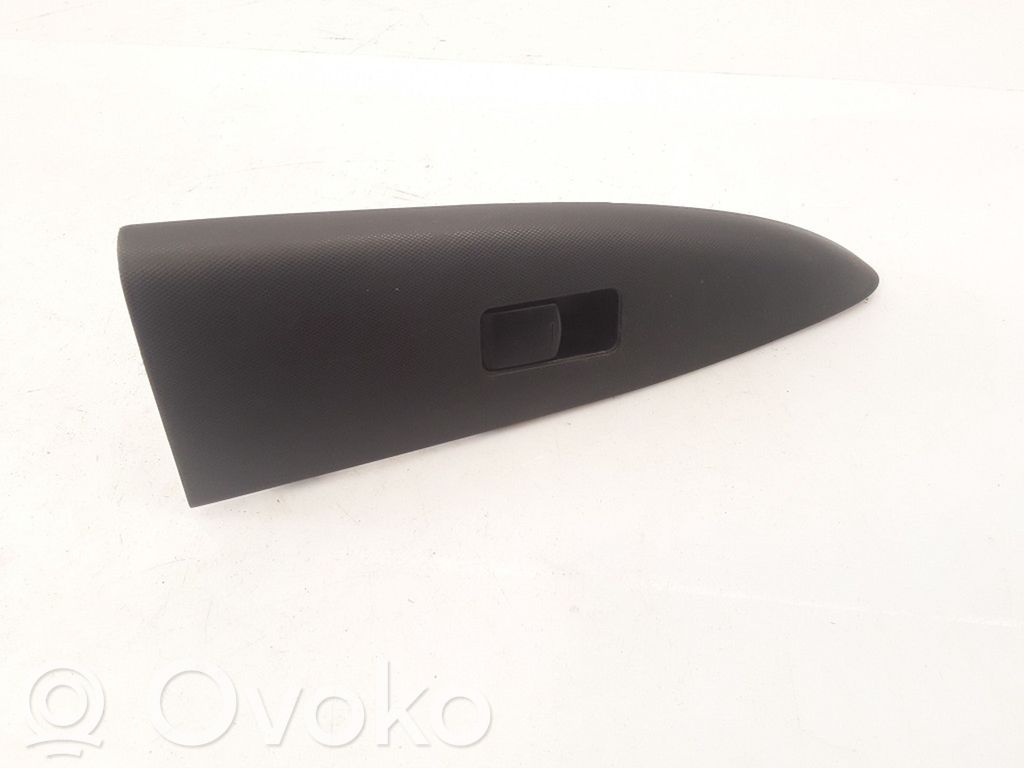 Nissan Note (E11) Electric window control switch 