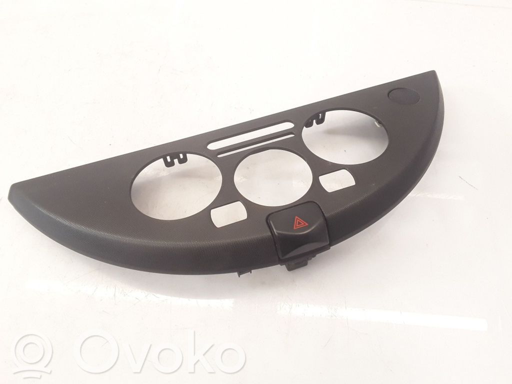 Nissan Note (E11) Climate control/heater control trim 