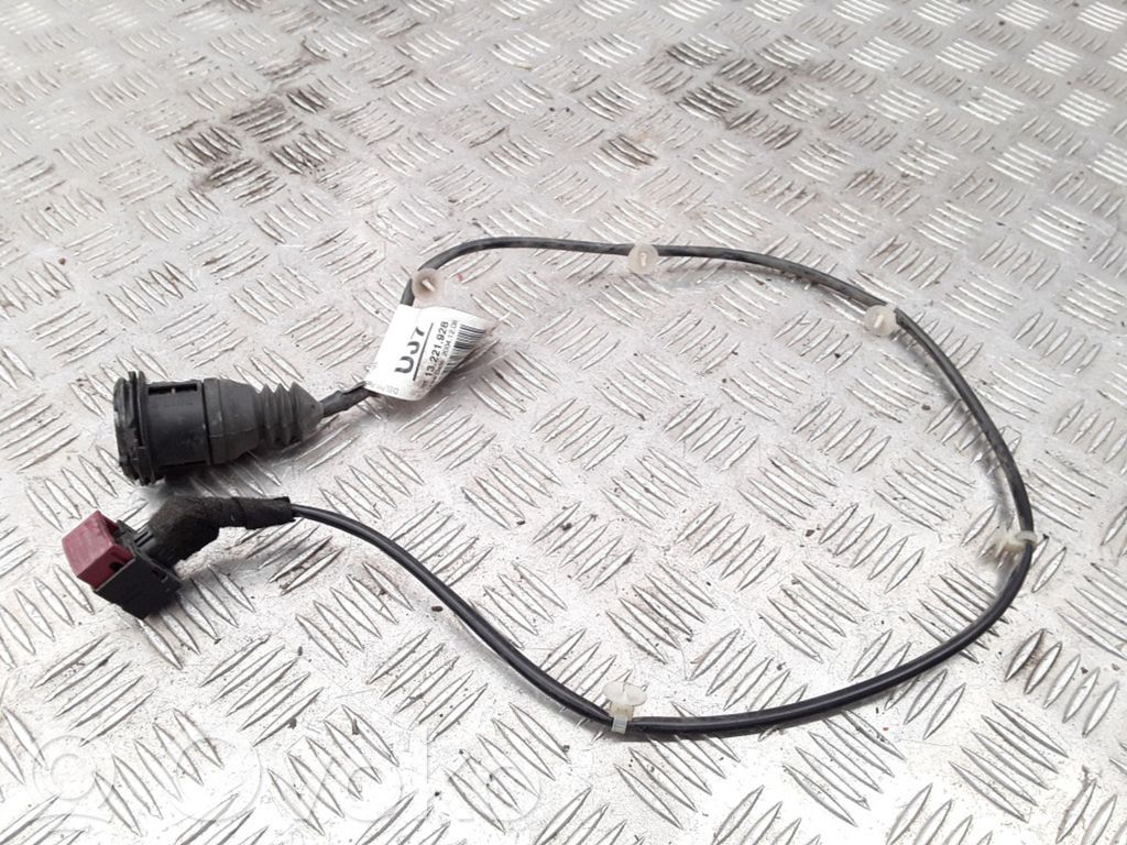 Cableado de puerta trasera   13221928
