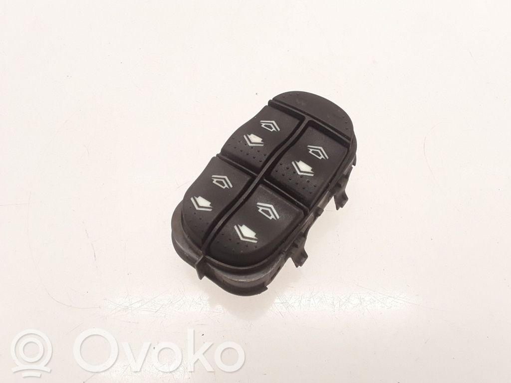Ford Focus Electric window control switch 