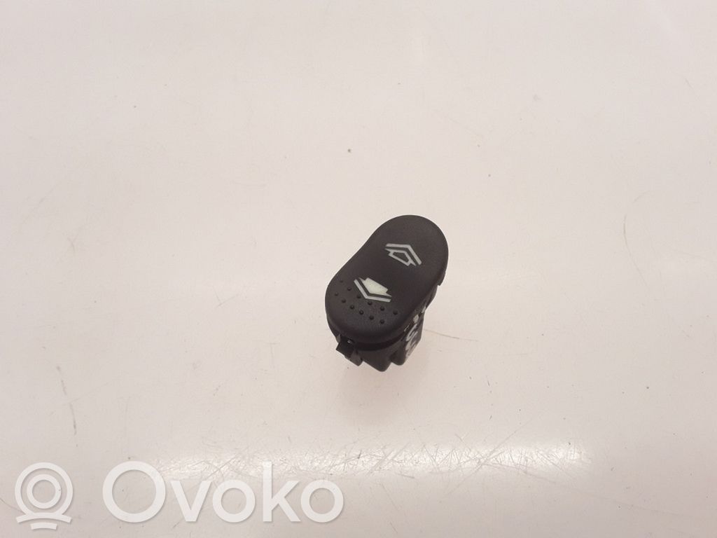 Ford Focus Electric window control switch 
