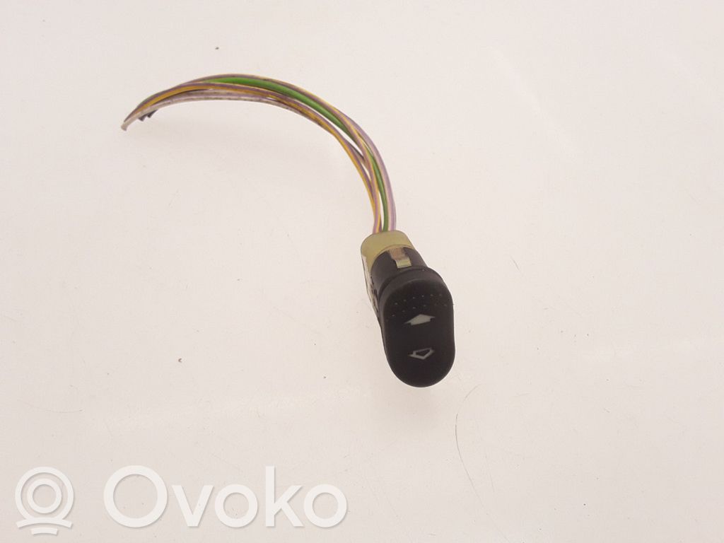 Ford Focus Electric window control switch 