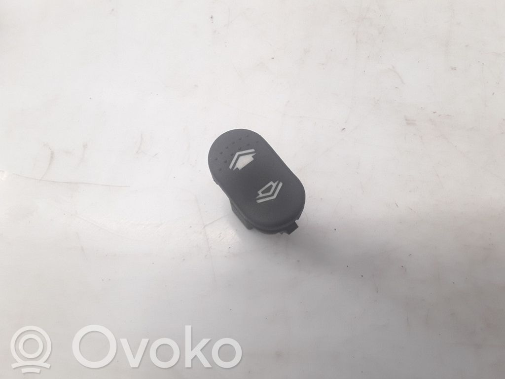 Ford Focus Electric window control switch 