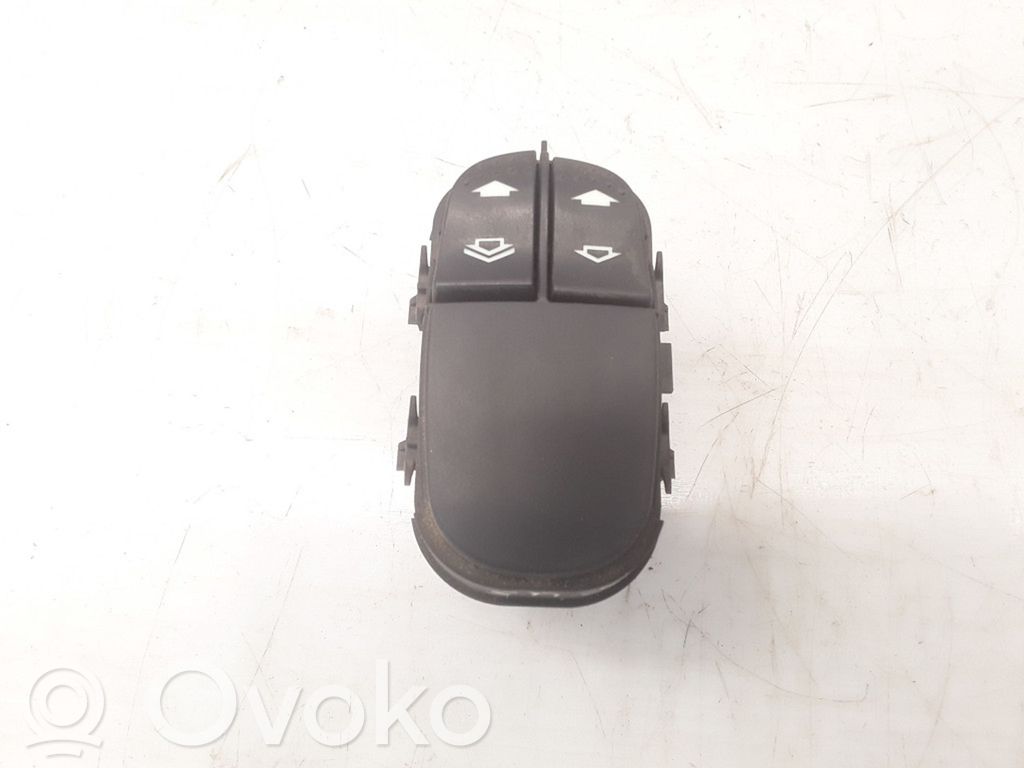 Ford Focus Electric window control switch 