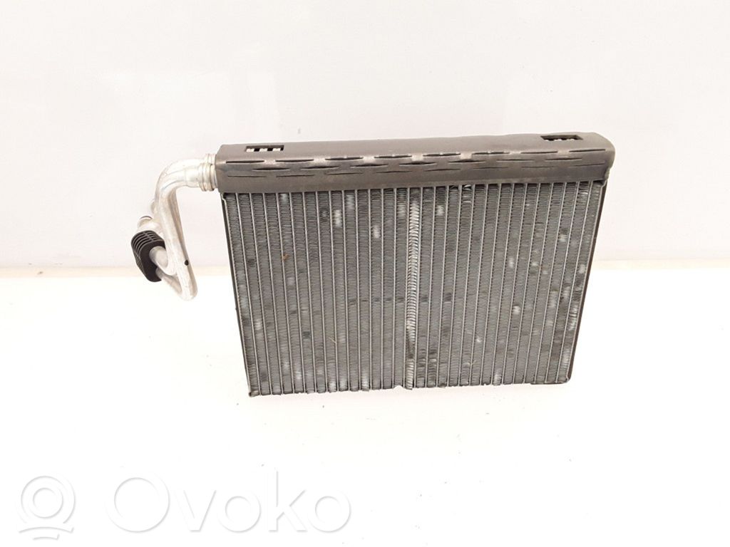 BMW 1 E82 E88 Mazais radiators 