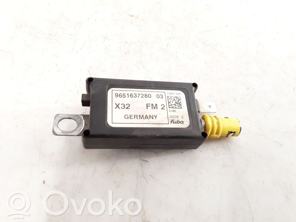 Citroen C5 Pystyantennivahvistin 