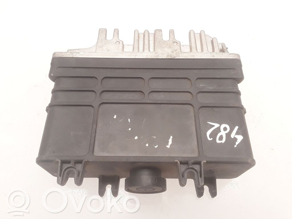 Engine control unit/module   8A0907311L,0261203188,0261203189