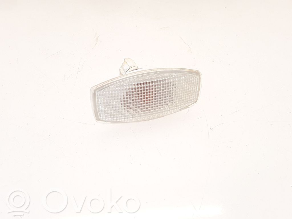 Chevrolet Aveo Front fender indicator light 