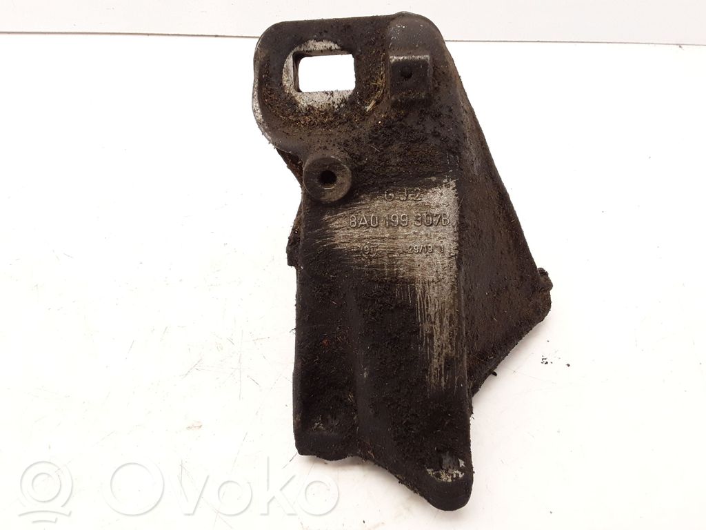 Audi 80 90 S2 B4 Engine mounting bracket 