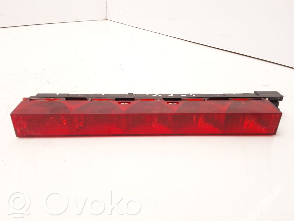 Ford Focus Third/center stoplight 