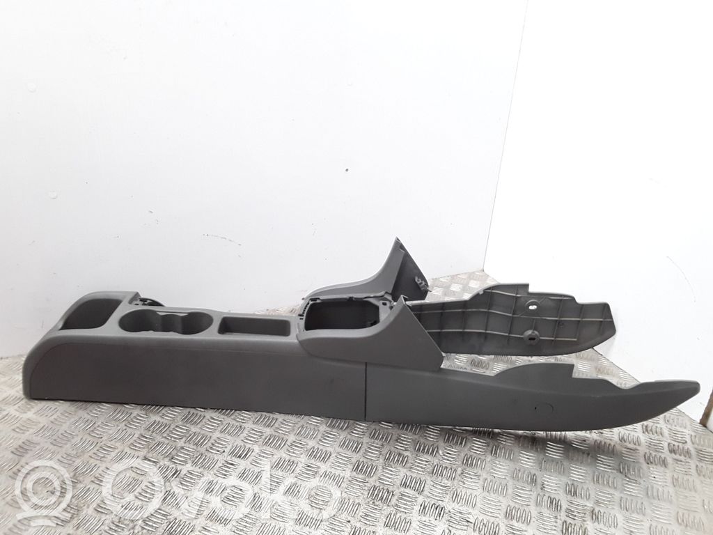 Ford Focus Center console 