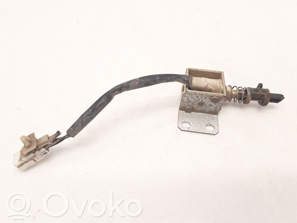 Alfa Romeo 166 Motor de la tapa sellante del depósito de combustible 