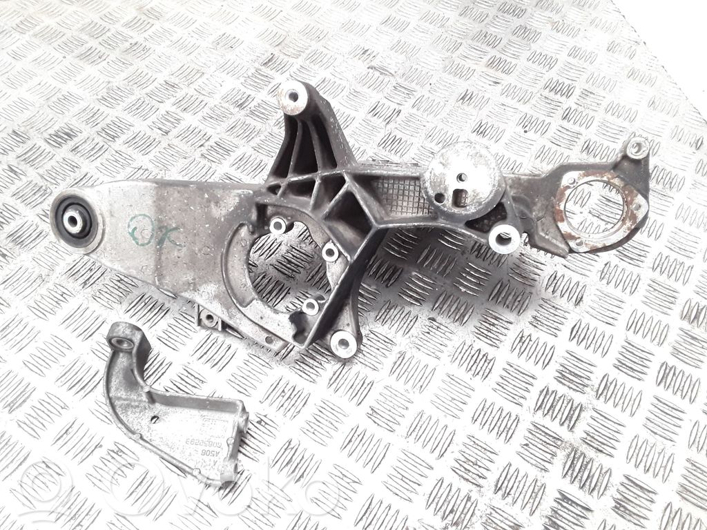 Alfa Romeo 156 Generator/alternator bracket 