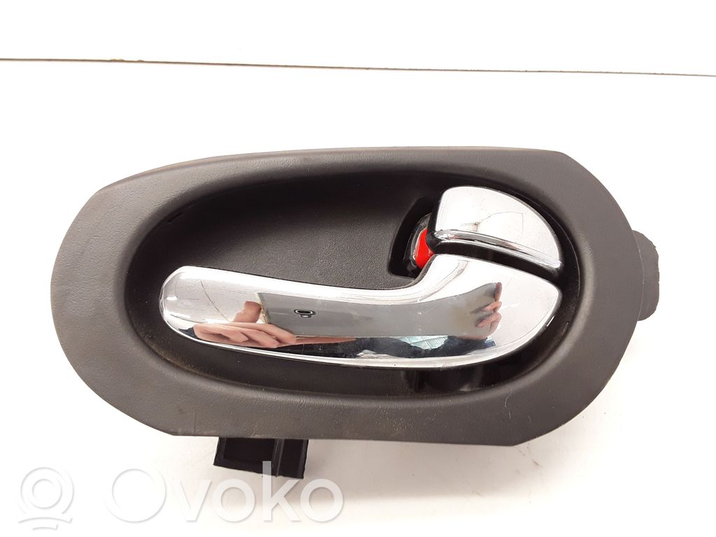 Manecilla interna puerta trasera   15214509,107602