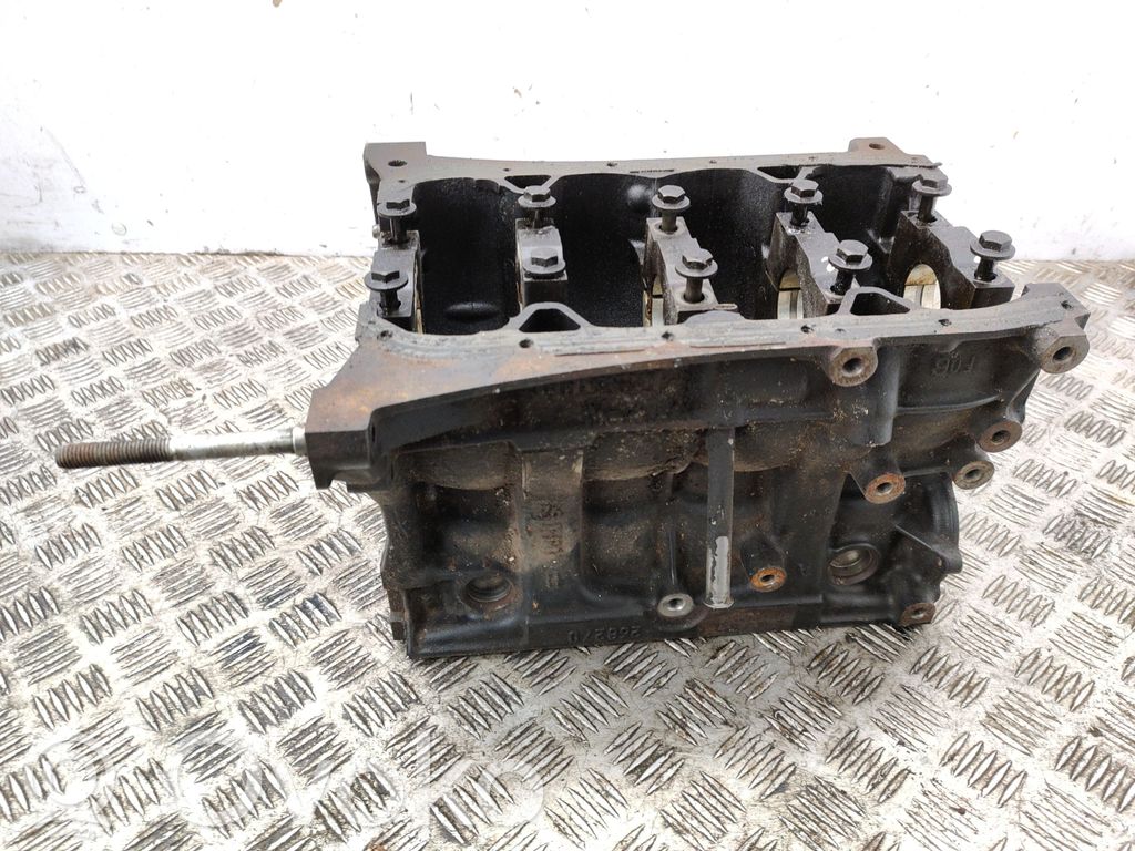 Engine block   D4FE764,005608,268270