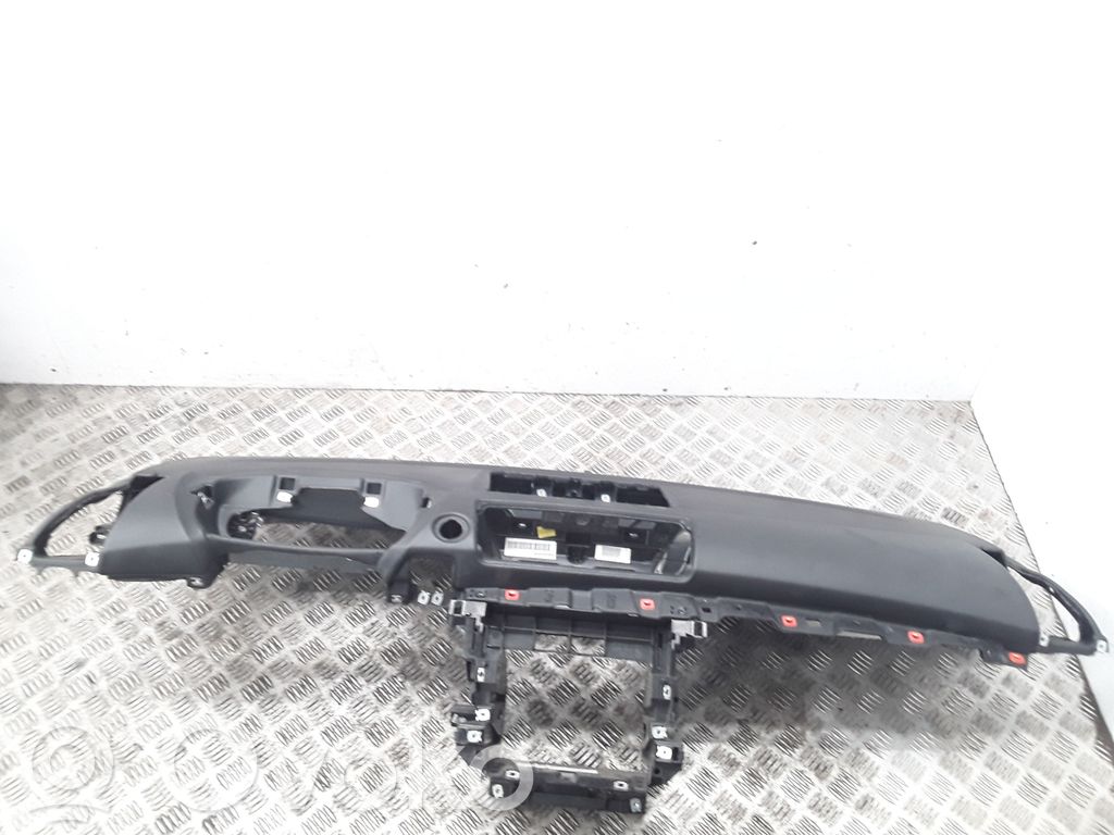 Dashboard   34009342A,90020,396982860045