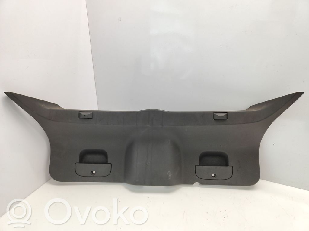 Fiat Bravo Takaluukun alaosan verhoilusarja 