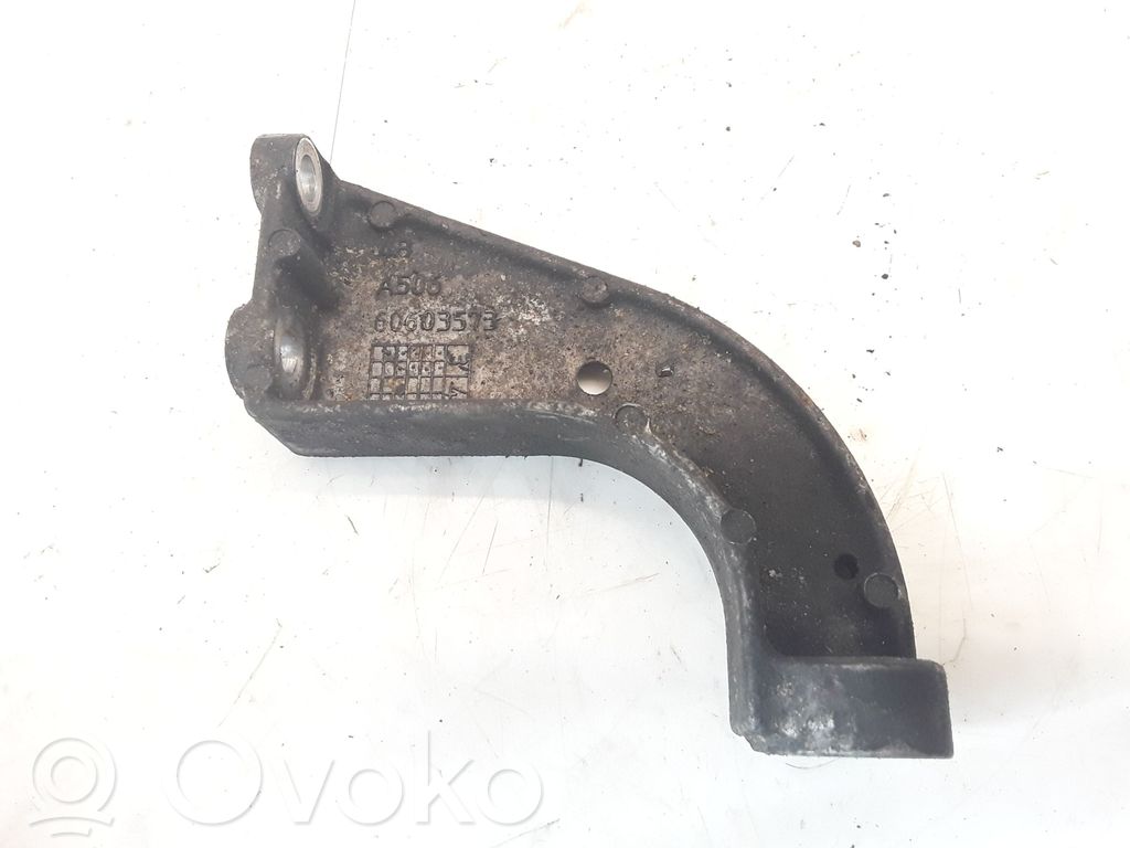 Alfa Romeo 156 Engine mounting bracket 