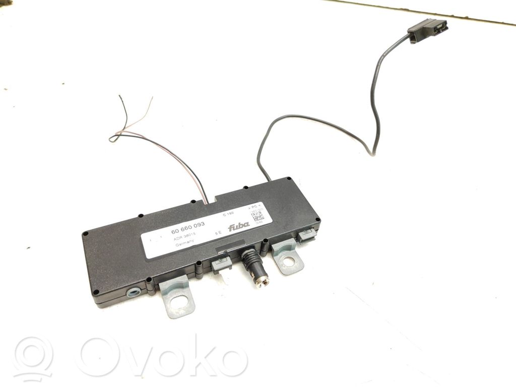 Lancia Thesis Antenos stiprintuvas 