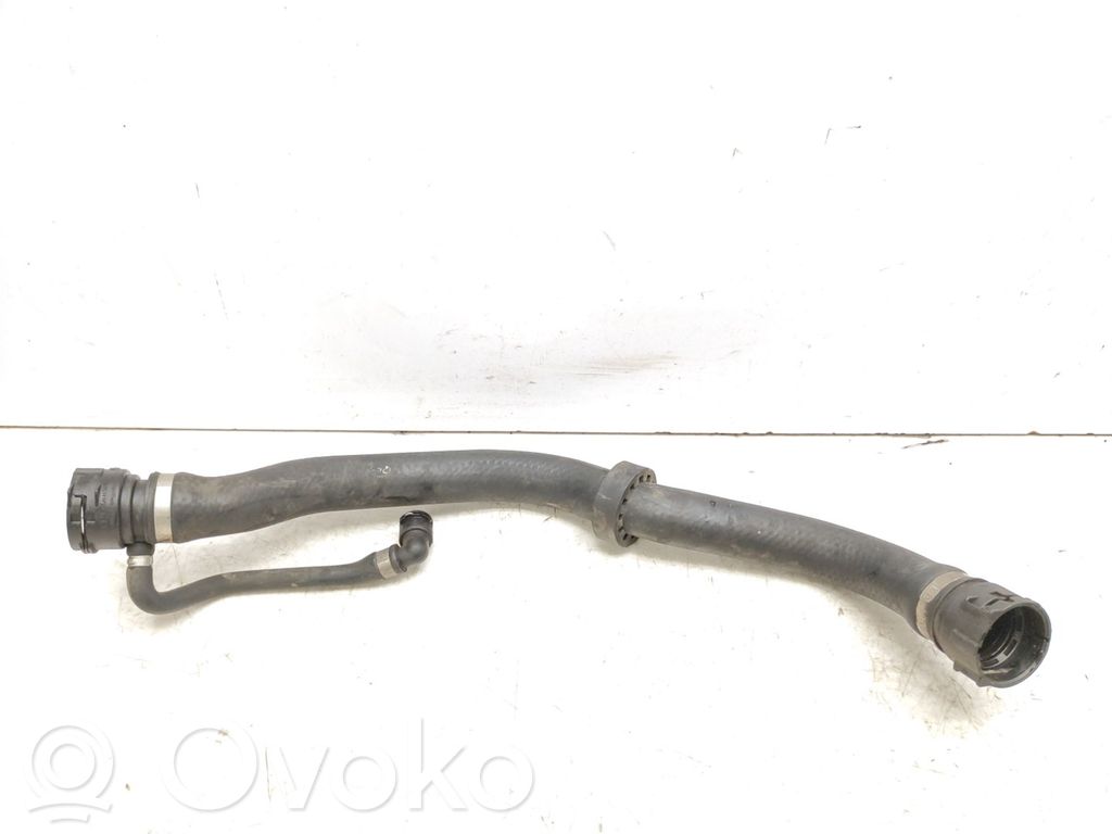 BMW X3 E83 Engine coolant pipe/hose 
