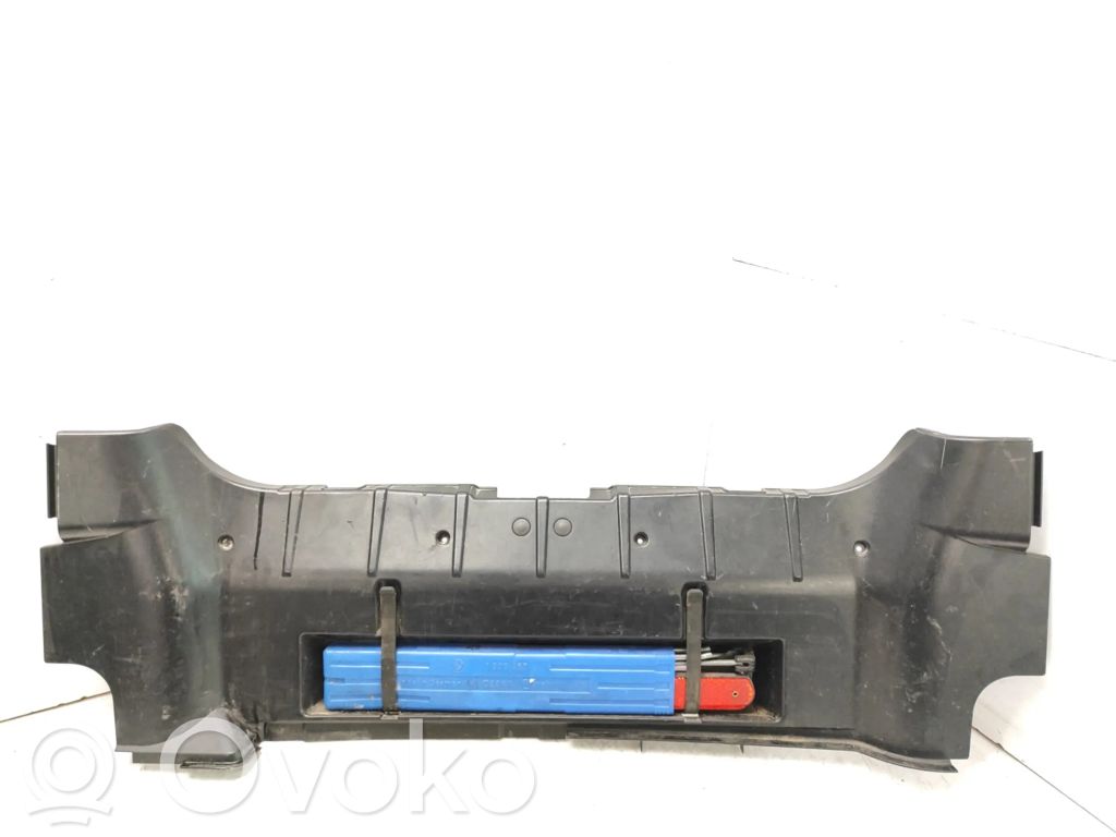 BMW Z4 E85 E86 Moldura protectora del borde trasero 