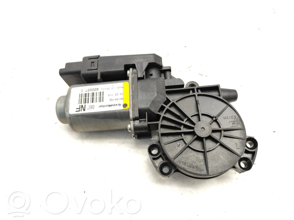 Silnik regulatora szyby drzwi przednich   400897C,401360A,440762C