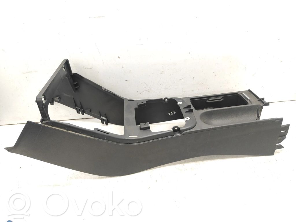 Volkswagen Golf Plus Center console 