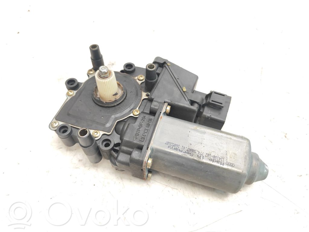 Audi A8 S8 D2 4D Takaoven ikkunan nostomoottori 