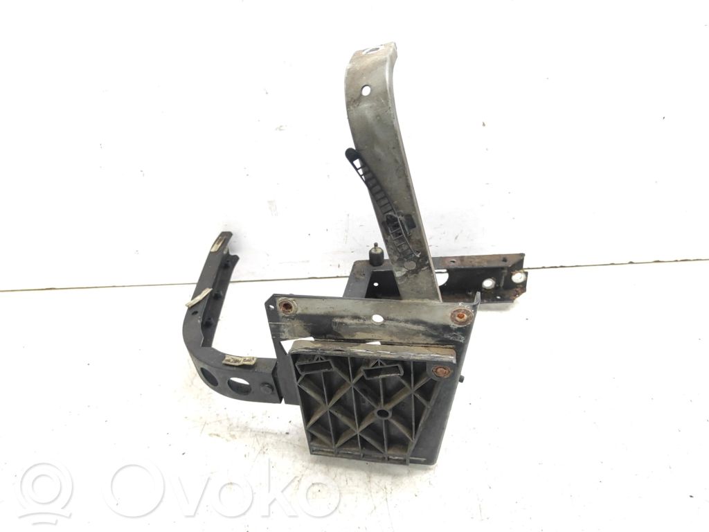 Audi A8 S8 D2 4D Front bumper cross member 