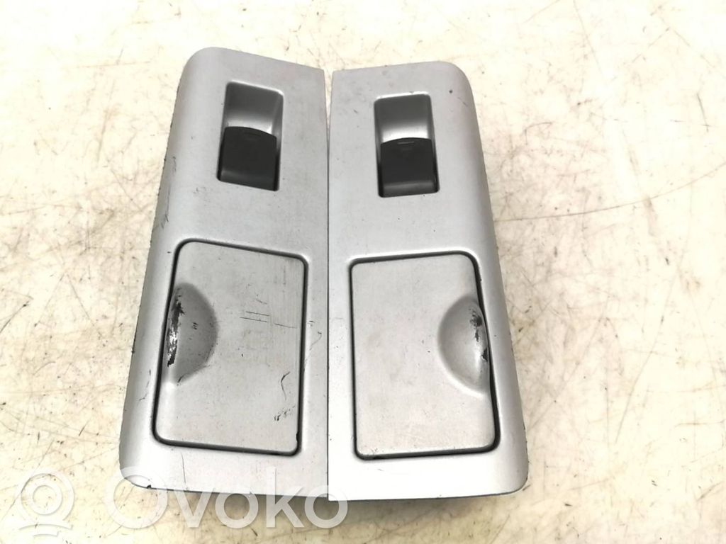 Nissan Pathfinder R51 Electric window control switch 