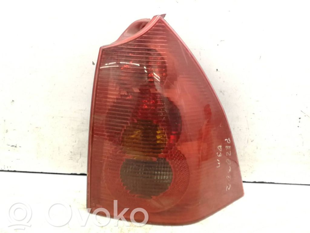 Peugeot 307 Galinis žibintas kėbule 