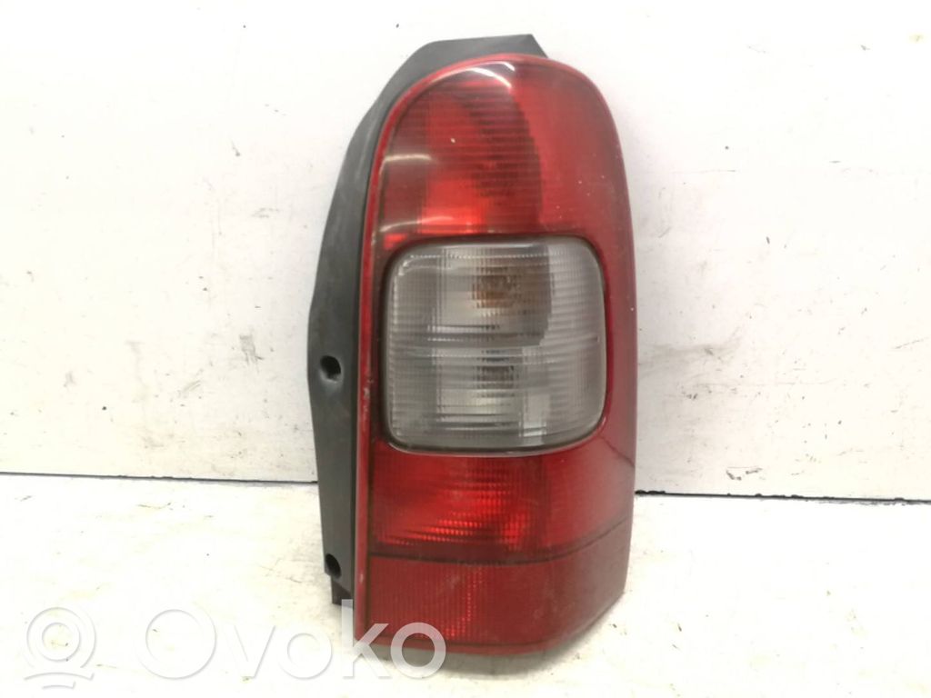 Opel Sintra Lampă spate în caroserie 