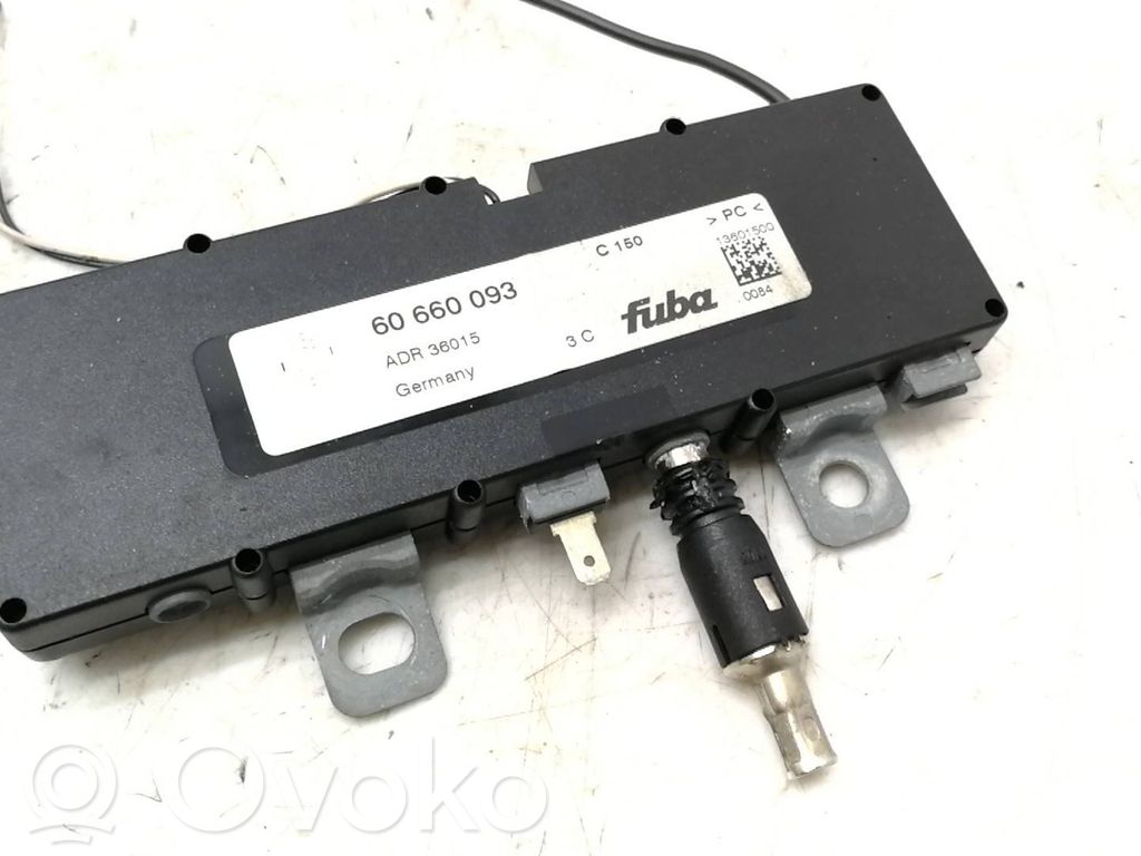 Lancia Thesis Antenos stiprintuvas 