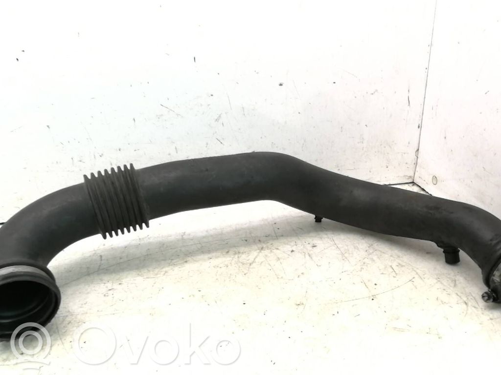 Renault Trafic II (X83) Intercooler hose/pipe 