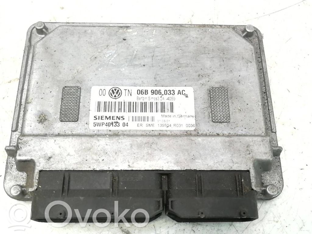 Volkswagen PASSAT B5.5 Engine control unit/module 