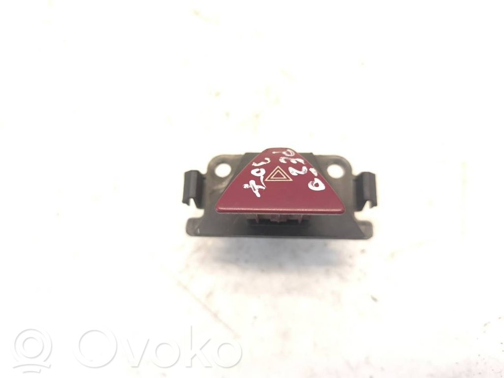 Peugeot 307 Schalter Warnblinkanlage 