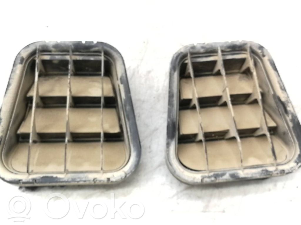 Alfa Romeo GT Ventiliacinės grotelės 