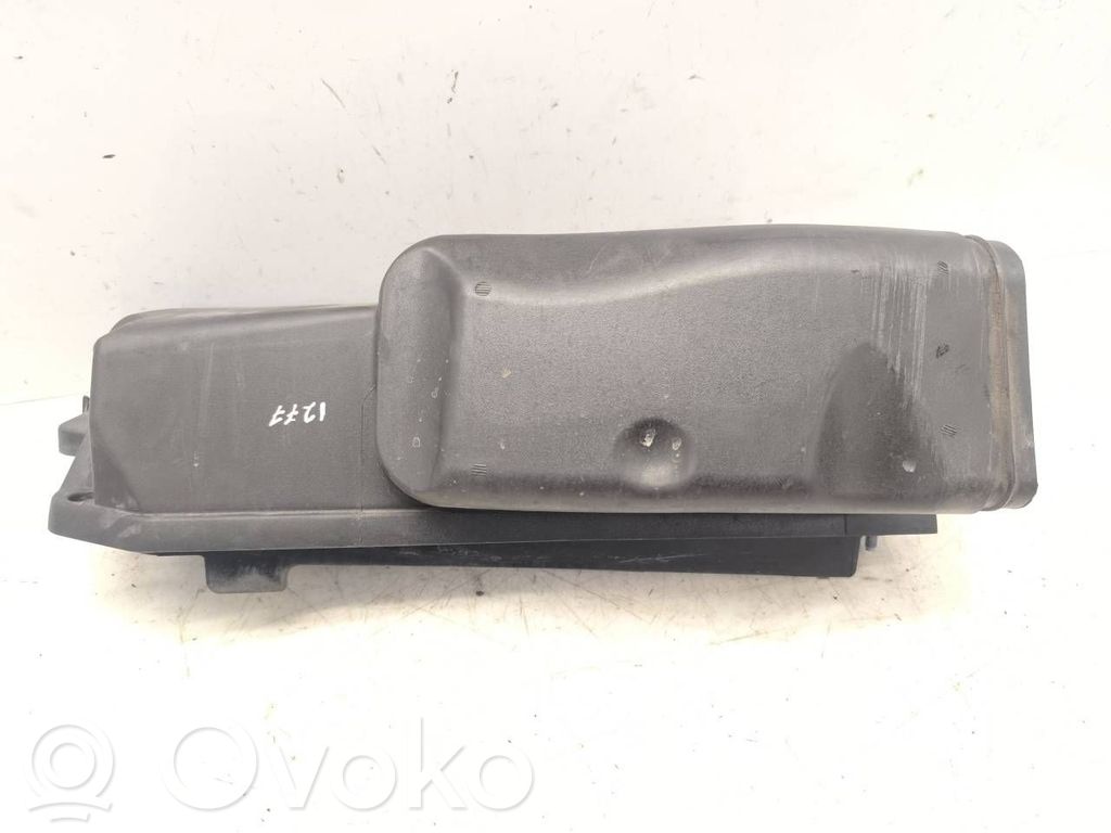 Abdeckung Deckel Luftfilterkasten   7787254,0928400397,13717787254