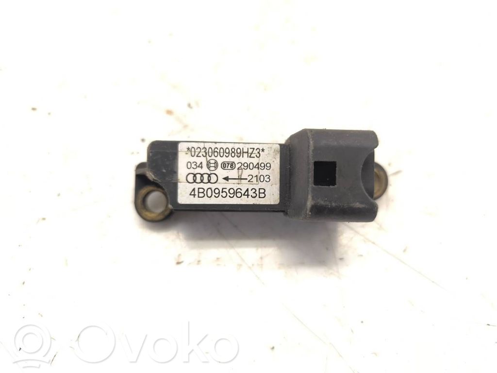 Audi A6 S6 C5 4B Senzor impact/declanșare airbag