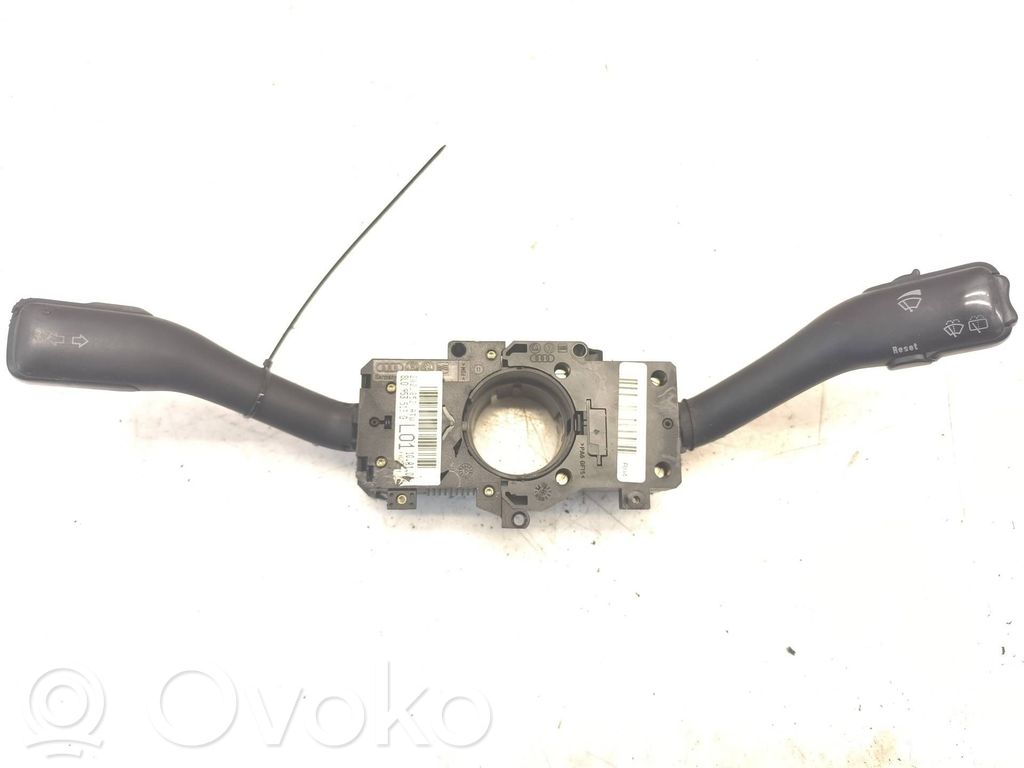 Volkswagen PASSAT B5.5 Leva/interruttore dell’indicatore di direzione e tergicristallo 