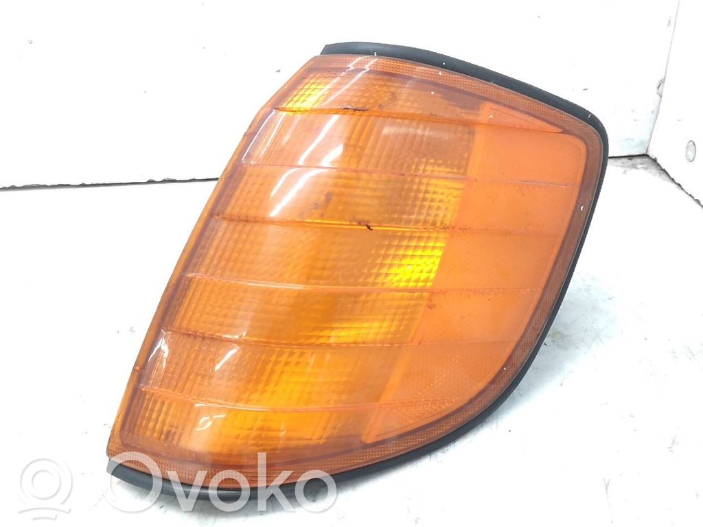 Mercedes-Benz S W140 Semnalizator față 
