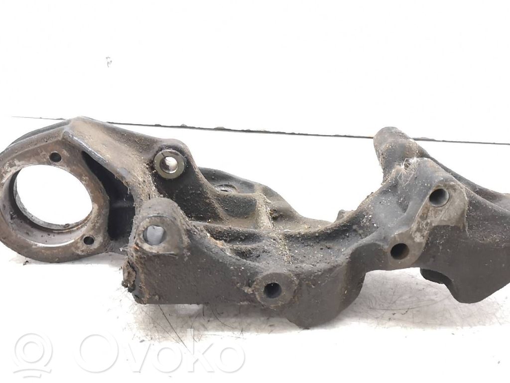 Fiat Coupe Pusašio pakabinamo guolio kronšteinas 