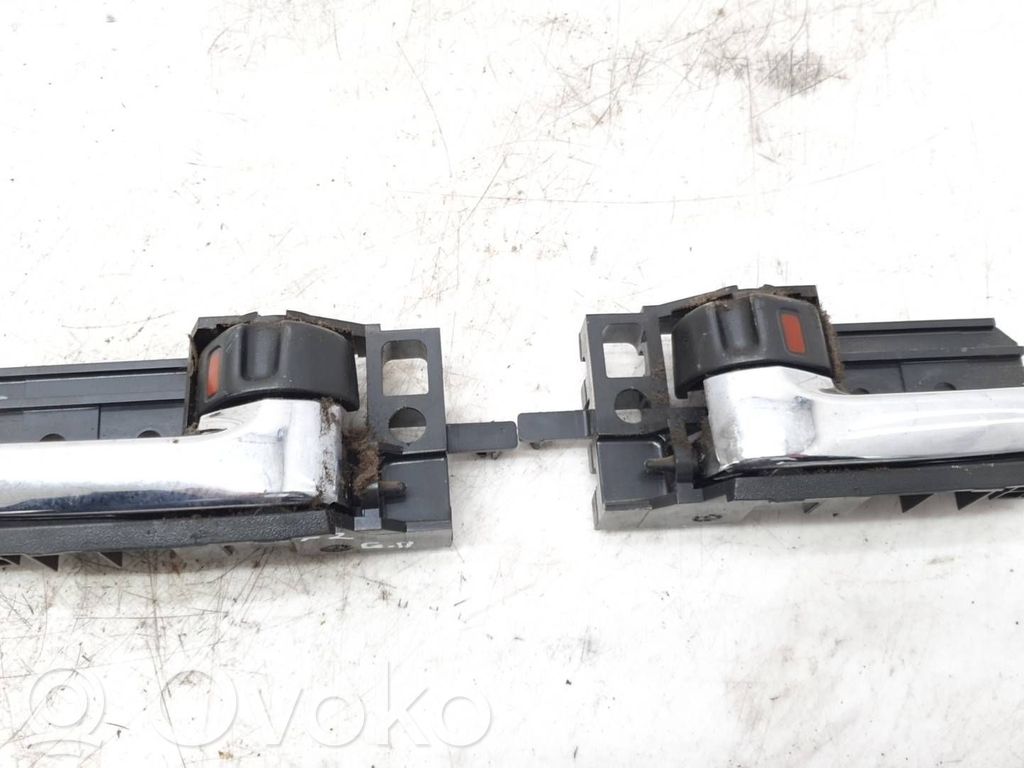 Toyota Avensis T250 Maniglia interna per portiera posteriore 