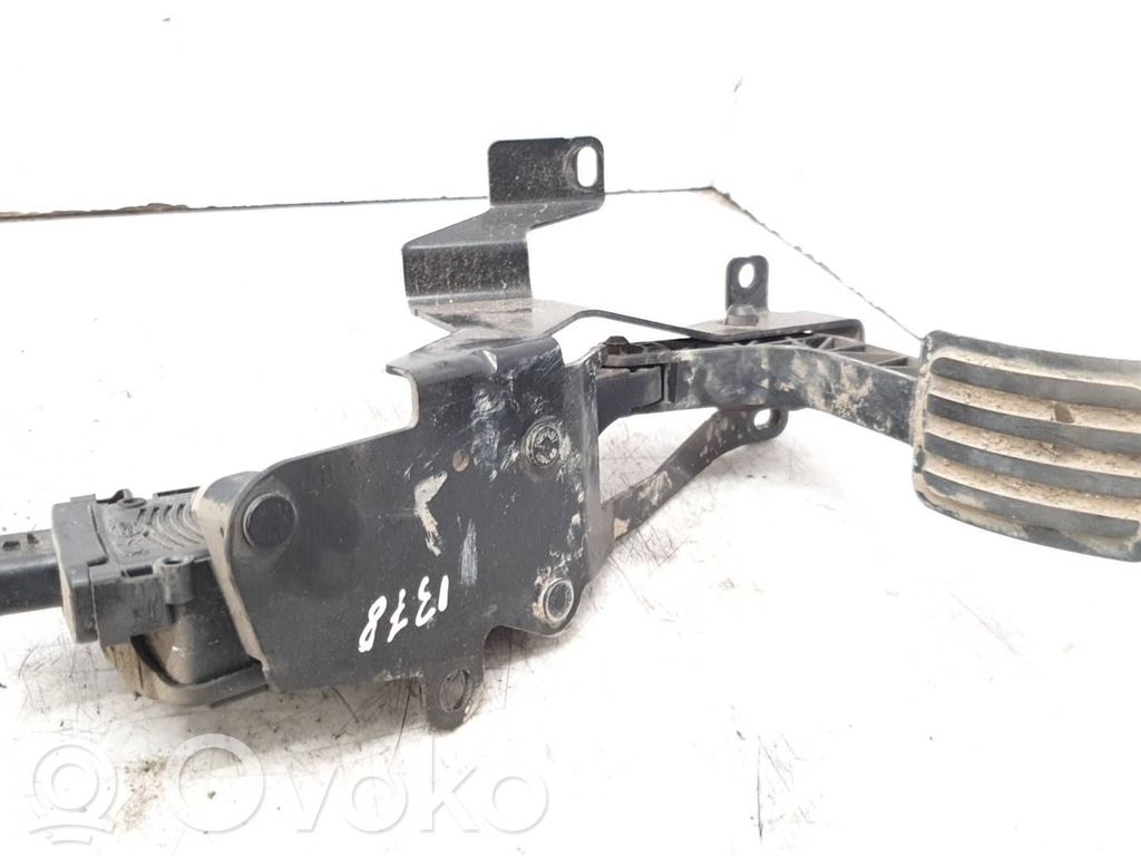 Akceleratoriaus pedalas   1400838680,6PV00908309