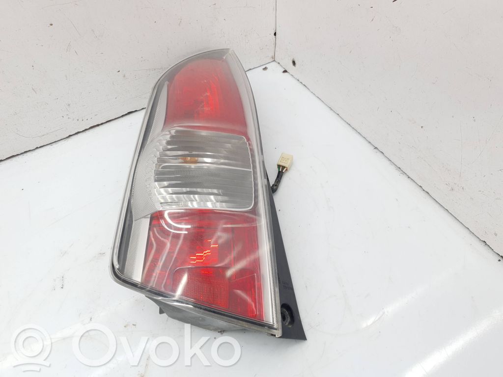 Daihatsu Sirion Luci posteriori