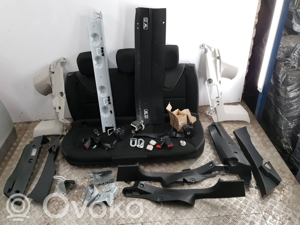 Renault Clio IV Rear seat 