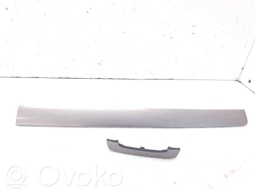 Volkswagen PASSAT B7 Ramă ornament torpedou bord 