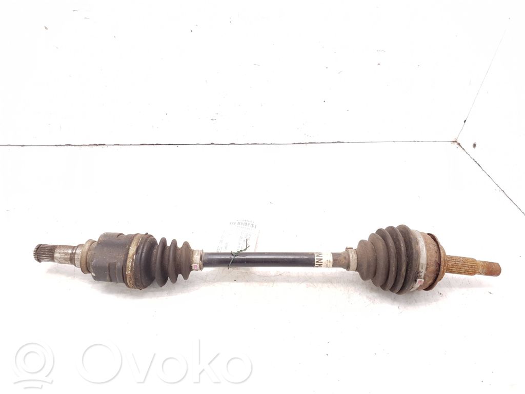 Toyota Yaris Półoś przednia