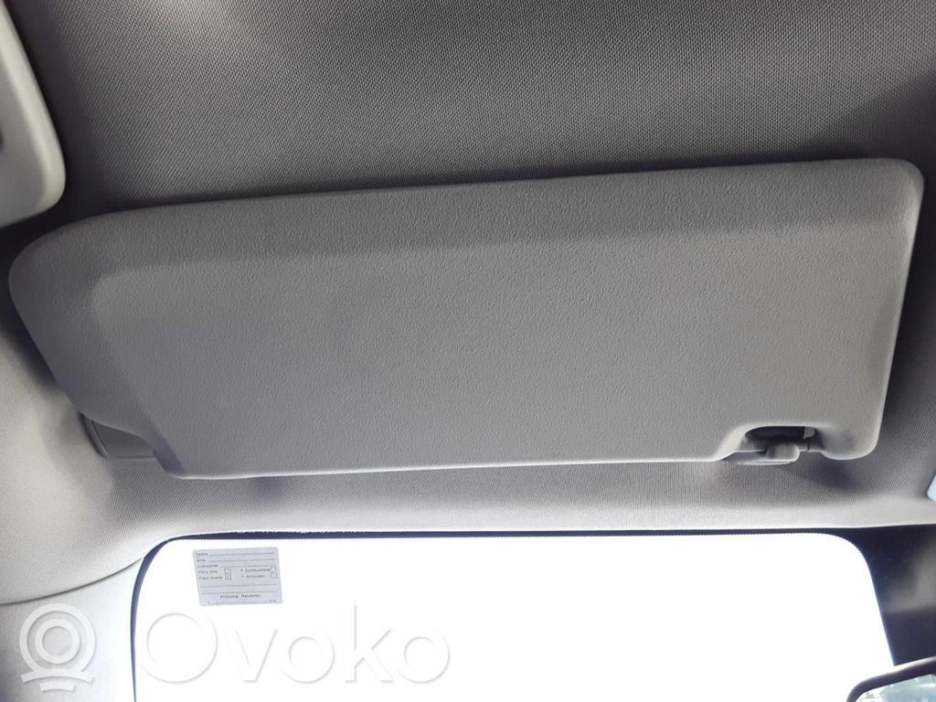 Sun visor